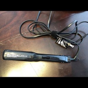 Paul Mitchell flatiron